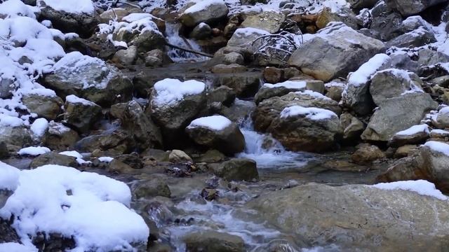 Крым 2022: ОБЛЕДЕНЕЛ водопад Учан-Су. Крым будет с ВОДОЙ? Прогулка по зимнему лесу в Ялте. Крым сне смотреть онлайн