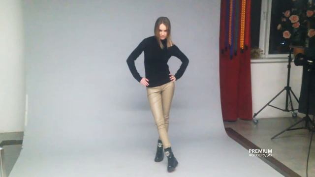 Skinny model posing and laughing @premium_popov смотреть онлайн