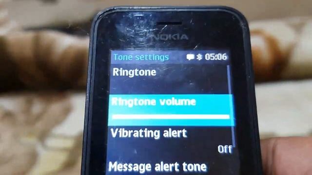 Nokia 220 | Full Review | Ringtones, Games Etc.