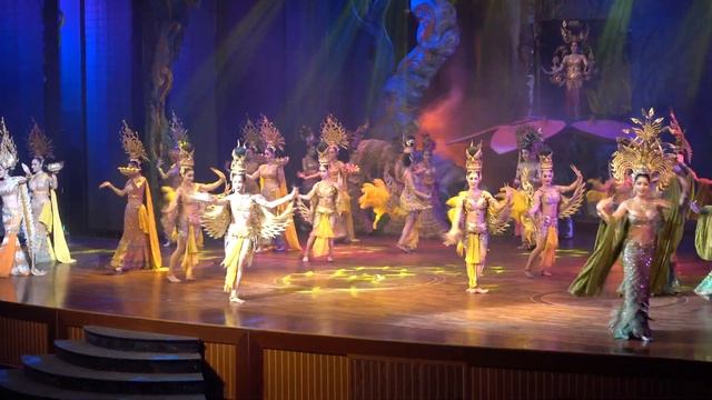 Tiffany Show Pattaya 2018 (show Bede) смотреть онлайн