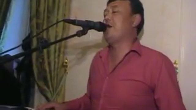 Otabek Sulaymonov Honadonida