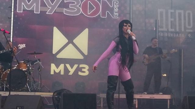 IOWA - Плохо танцевать МузON Fest Депо три вокзала Москва 8 июля 2023 смотреть онлайн