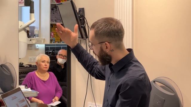 Новый сервис глазирования волос - SHINEFINITY от Wella Professionals! Блистай этой весной! смотреть онлайн