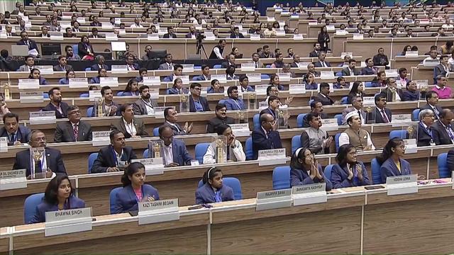 President Droupadi Murmu emphasises upon the need for preservation of nature, including biodiversit смотреть онлайн