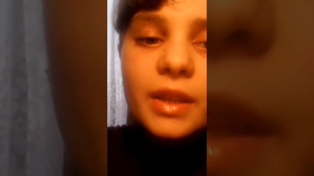 Красивая, красиво паёт песню ДАЙ МНЕ СКАЗАТЬ смотреть онлайн