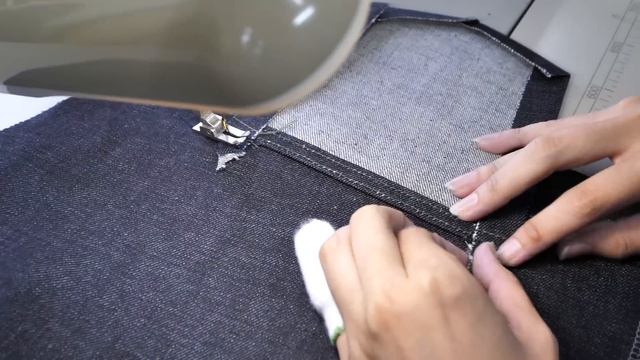 ６０年の歴史を持つ日本のジーンズメーカによる手作りのオーダーメイドジーンズの製造プロセス。 смотреть онлайн