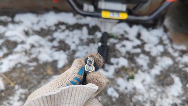 #мотобур #ADA dril8 в действии. Грызет все что видит)) смотреть онлайн