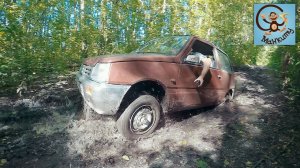 Дети и машина. Опять застряли в луже на машине из мультика Маша и Медведь. МашаМобиль #6-1