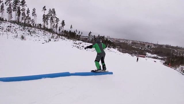 «Фрирайд» в деле. Проверяем новые комбинезоны для сноубординга и горных лыж. Одежда для сноуборда. смотреть онлайн