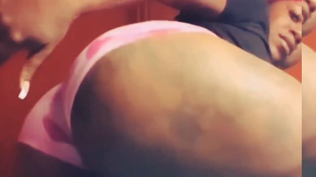 big booty Ashley cakesssz from Atlanta drops off butter milk honey bun #twerk video #tfsfreaks214 смотреть онлайн