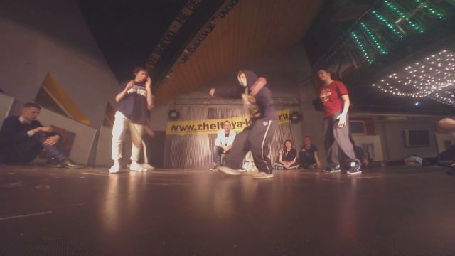 Отчетник DC Level Up Hip-hop Battle 2/2 FINAL Марат Эмиль Ассорти vs Олинэ Литтл Мюзик смотреть онлайн