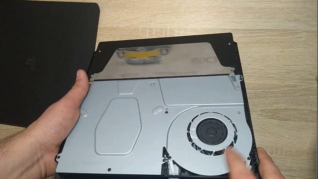 КАК ПОЧИСТИТЬ ПС4 ОТ ПЫЛИ И НЕ ПОТЕРЯТЬ ГАРАНТИЮ! смотреть онлайн