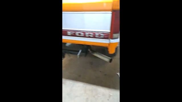 1986 Ford F-250 Bullnose to OBS Rear Bumper Swap смотреть онлайн