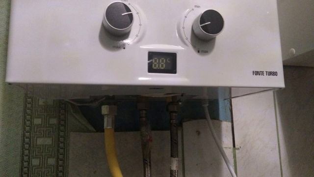 Водонагреватель Zanussi GWH 10 Fonte Turbo 1 смотреть онлайн