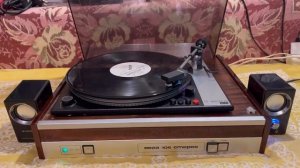 Проигрыватель винила Вега 106. Стол - G-600. СССР, 1978 год