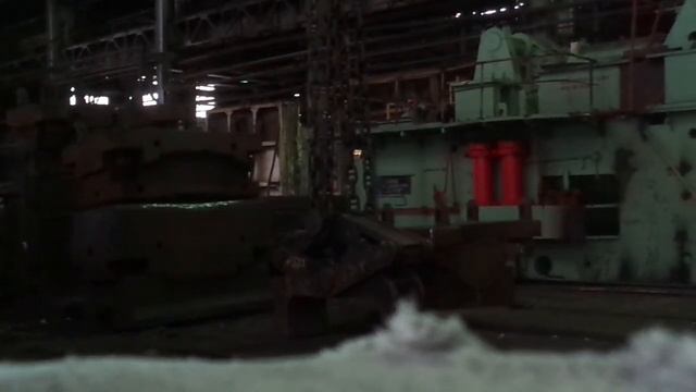 ЮУМЗ . Печь , манипулятор 30 т , часть оснастки.MAH 1034. смотреть онлайн