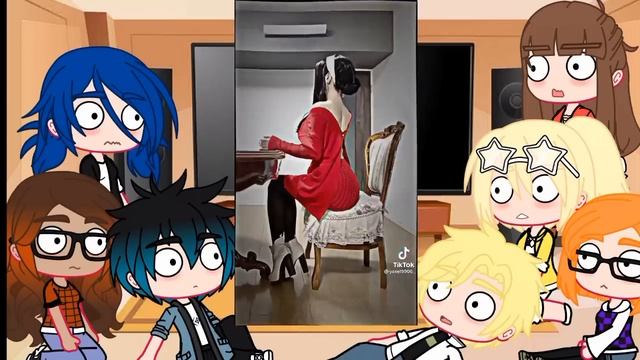 MLB REACT TO MARINETTE'S FUTURE AS YOR FORGER (MLB X SXF) ITZ PEACHY SUNLIGHT смотреть онлайн