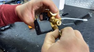 НАДУЛИ ПВХ ТРУБКУ ГБО!! Как правильно подключать ПВХ трубку-магистраль к редуктору?