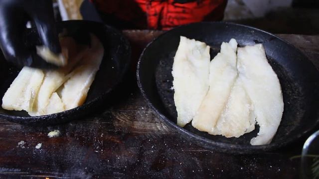 РЫБА ЗАПЕЧЕННАЯ В ПЕЧИ /ЖАРЕНАЯ НА СКОВОРОДЕ.  ЗИМНИЕ ВЕЧЕРА