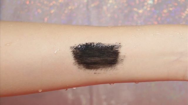 O.TWO.O 3D шелковая волоконная кисть для туш смотреть онлайн