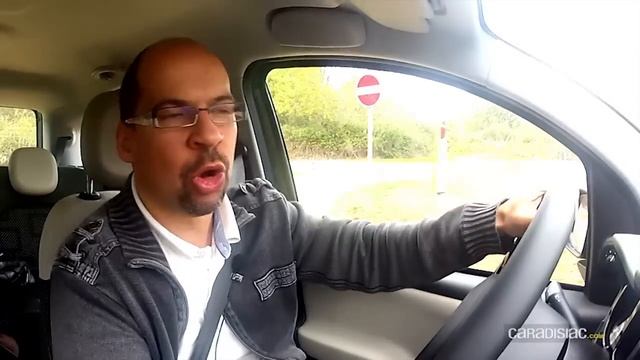 Essai - vidéo : Fiat Panda 4x4 смотреть онлайн