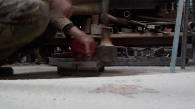 Бесполезная и хрупкая эпоксидка,которая ничего не держит.. смотреть онлайн