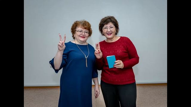Как стать бухгалтером? Наши выпускники смотреть онлайн