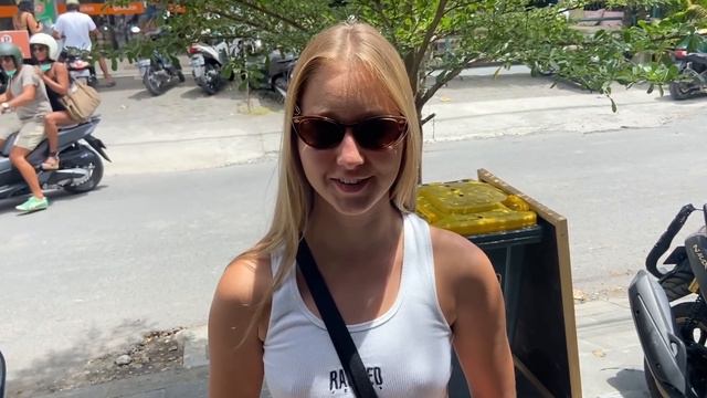 СТОИТ ЛИ ЦЕЛОВАТЬ МЕЖДУ НОГ (ОПРОС ДЕВУШЕК)