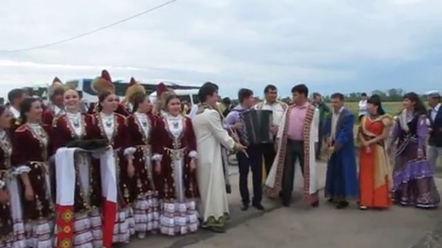 Сабантуй в Троицке. 2015 г. 1 часть смотреть онлайн