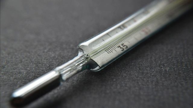 Почему в медицинском градуснике ртуть при охлаждении обратно не возвращается смотреть онлайн