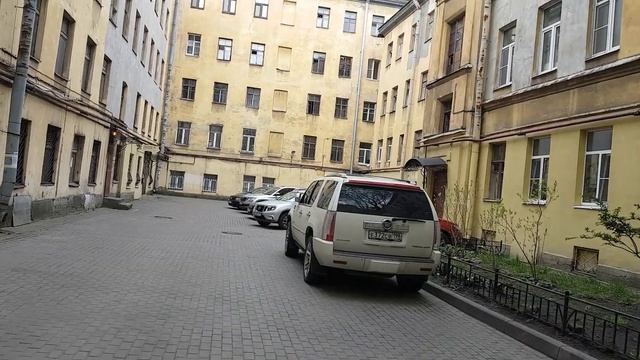 Парадная или подъезд... смотреть онлайн