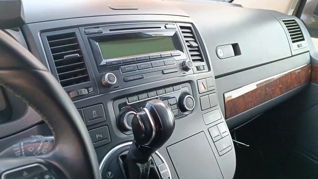 VW Multivan 2010 смотреть онлайн
