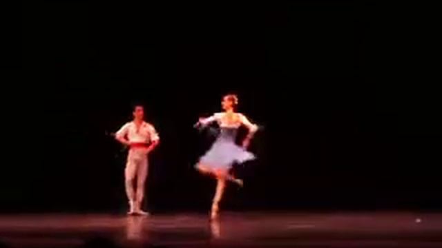 Pas de deux - Chamas em Paris - Maria Luiza Tavares e Rafael Gerage смотреть онлайн