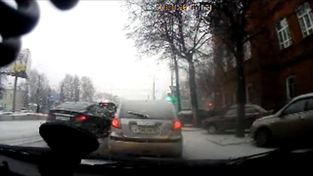 Солярис притер гетц перекресток ул.Лермонтова Куйбышева 26.11.13 Пенза смотреть онлайн