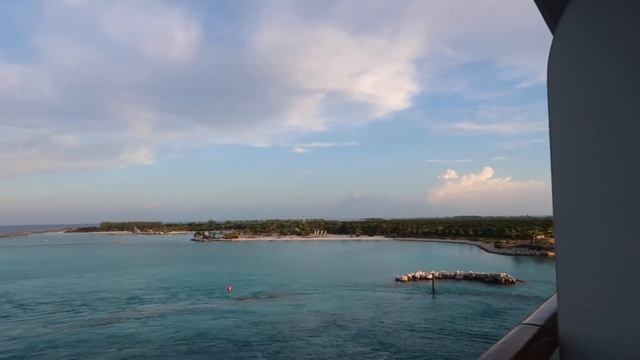 THE DISNEY MAGIC IS BACK | disney cruise line vlog, castaway cay, 3 nights on the magic ship смотреть онлайн