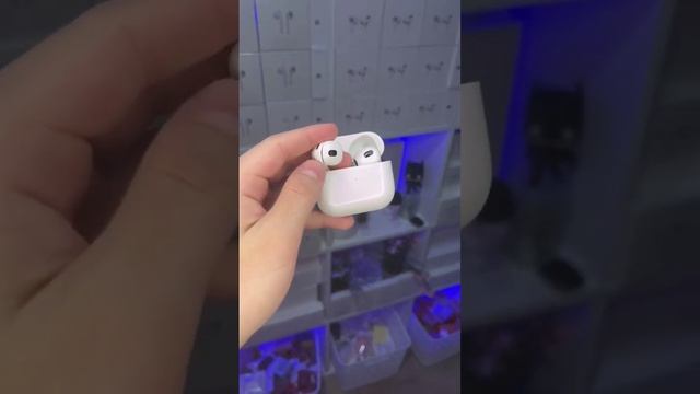 Вечно путают Airpods 3 и Airpods pro смотреть онлайн