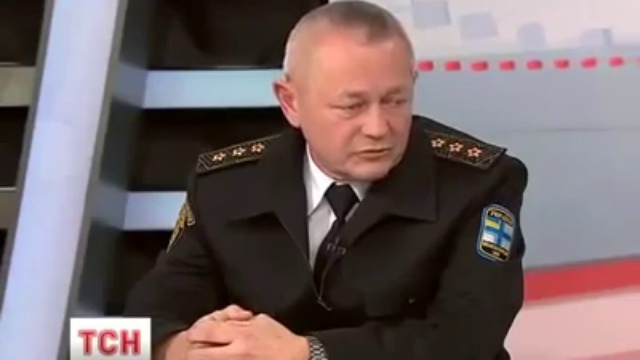 Бедный украинский солдатик и министр-урод смотреть онлайн