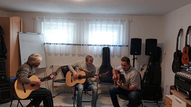 Жёлтые листья....Мои ученики,дед Саня с внуком Данилой. смотреть онлайн