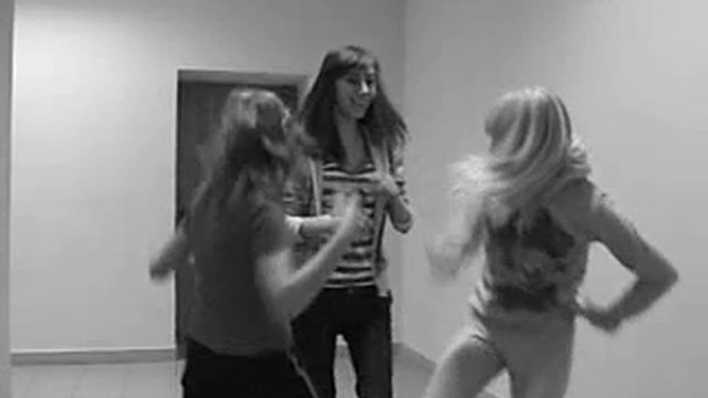 Dance ft. М. Шляхто.flv смотреть онлайн