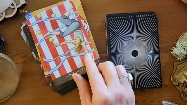 Shadows of Light Oracle Walkthrough ✨ Indie Oracle deck смотреть онлайн