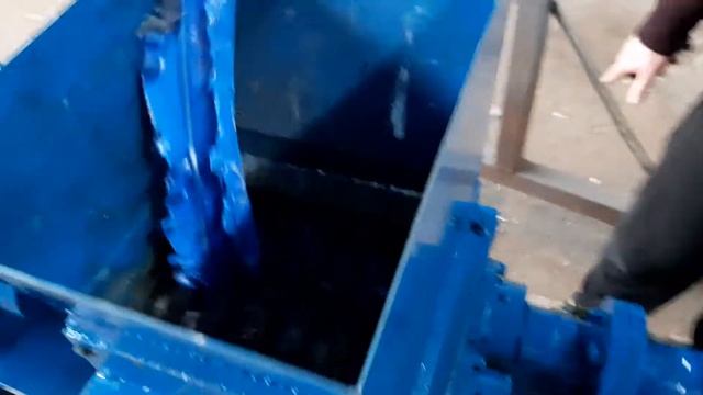 Шредер для дерева и пластика смотреть онлайн