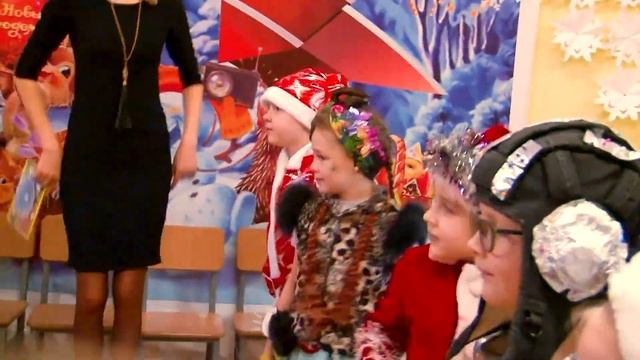 Самый ВЕСЕЛЫЙ Дед Мороз! Ах, как пляшет Дед Мороз/Новогодний утренник в детском саду смотреть онлайн