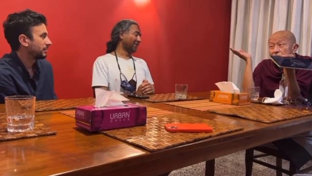Guru Rinpoche is not a Buddhist? | Dzongsar Khyentse Rinpoche on Sadhguru’s Statement смотреть онлайн