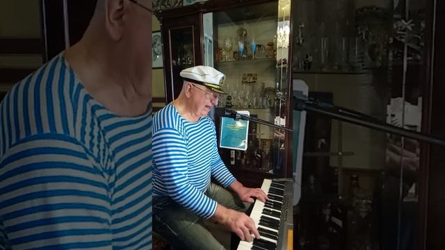 ТРИ ПЕСКАРЯ (клуб рыболовов) смотреть онлайн