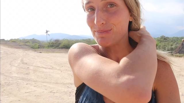 A HIDDEN SECRET BEACH in OAXACA | Daily Van Life Routine in Mexico (Free Camping) смотреть онлайн