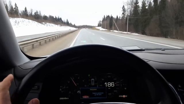 Cadillac Escalade ESV скорость 187 км/ч  расход 16