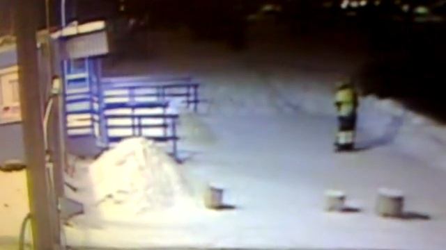 YIT СПБ СЛУЖБА БЕЗОПАСНОСТИ АЛКАШ Кузовкин Максим Федорович ворует салярку , продает и пьет н смотреть онлайн