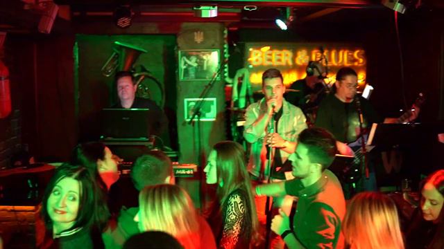 Артур Пирожков - Зацепила(Cover-band "VERTOLЁT") смотреть онлайн