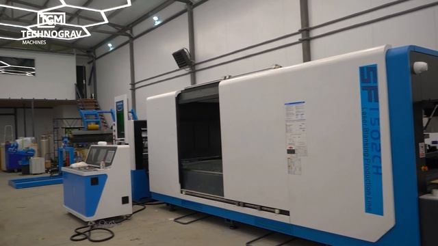 В нашем шоу-руме можно будет увидеть работу лазерного комплекса Senfeng для резки стали из рулонов смотреть онлайн