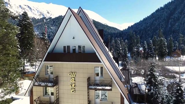 Отель "Шале" в Домбае| Видео обзор, съемка с квадрокоптера | RTK Helper Travel. смотреть онлайн